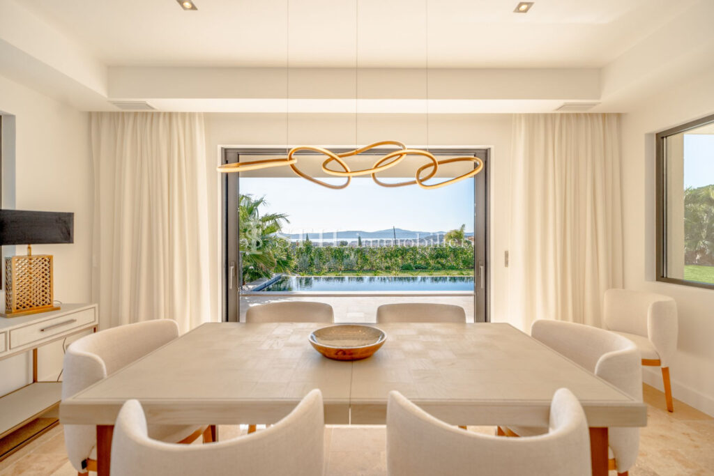 location saisonnière villa 7 Pièce(s) – 7 pièces – 4 chambres – 345.00 m²