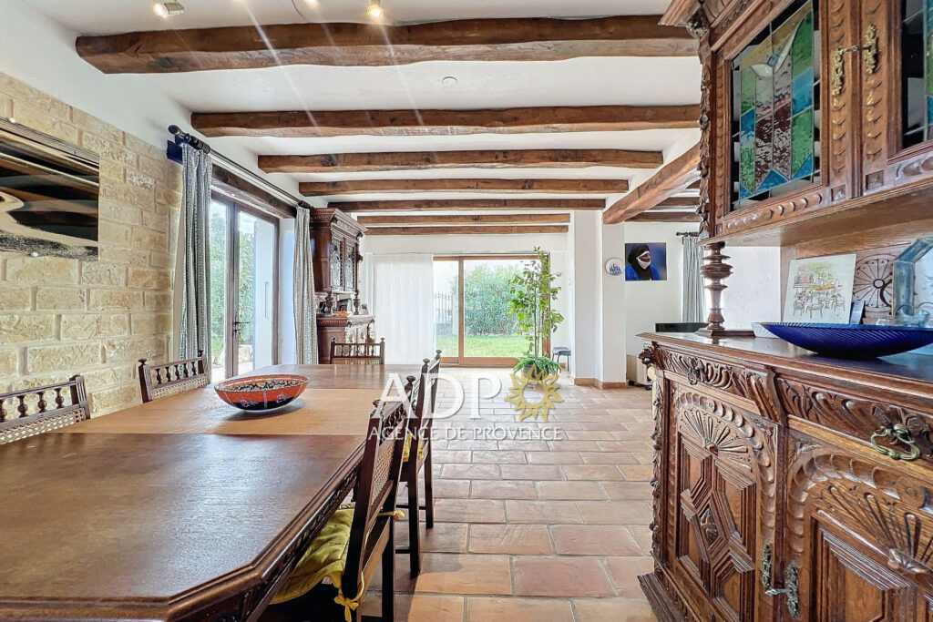 vente maison 5 Pièce(s) – 5 pièces – 4 chambres – 141.24 m²