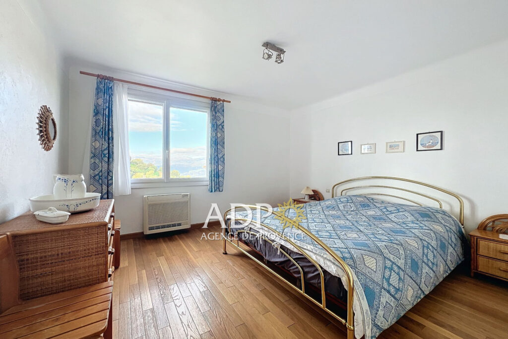 vente maison 5 Pièce(s) – 5 pièces – 4 chambres – 141.24 m²