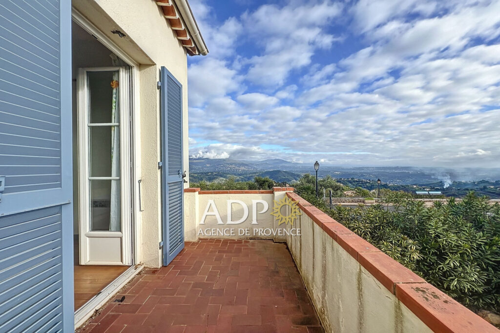 vente maison 5 Pièce(s) – 5 pièces – 4 chambres – 141.24 m²