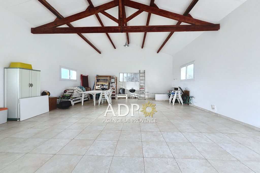 vente maison 5 Pièce(s) – 5 pièces – 4 chambres – 141.24 m²