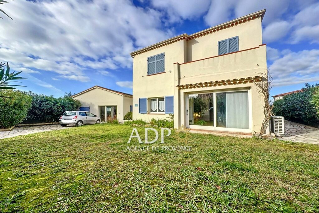 vente maison 5 Pièce(s) – 5 pièces – 4 chambres – 141.24 m²