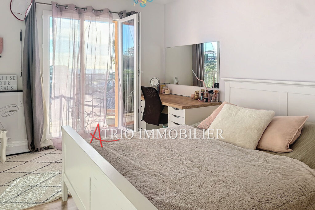 vente maison 4 Pièce(s) – 4 pièces – 3 chambres – 102.00 m²