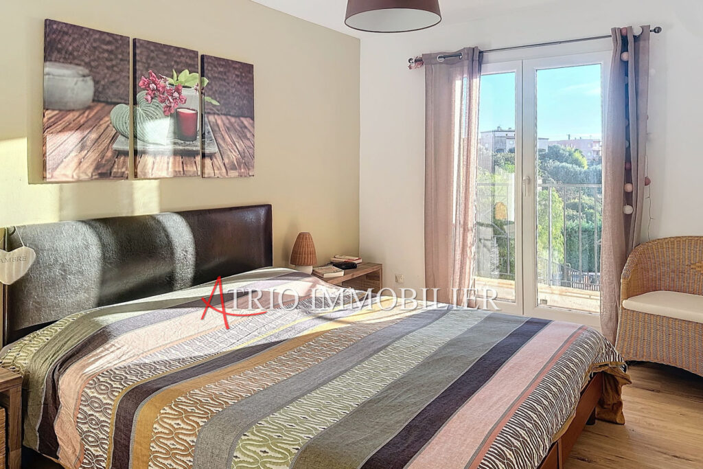 vente maison 4 Pièce(s) – 4 pièces – 3 chambres – 102.00 m²