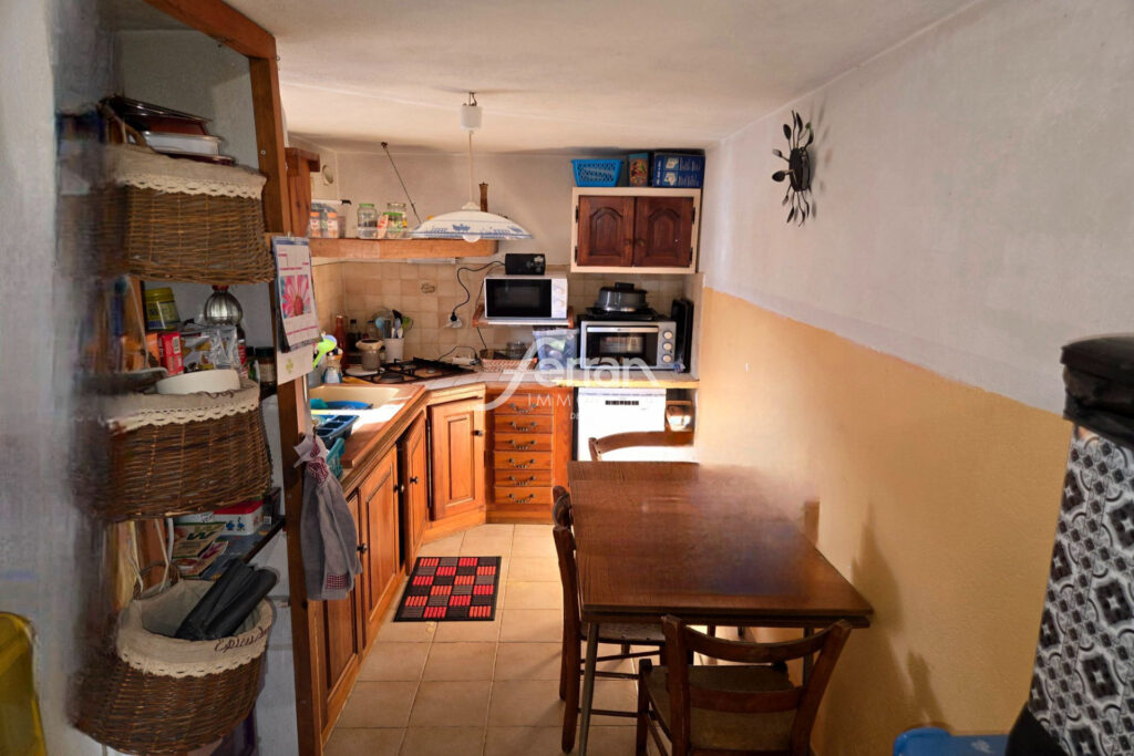 A vendre à Salernes appartement type 3/4 avec jardin – 3 pièces – 3 chambres – 90.00 m²