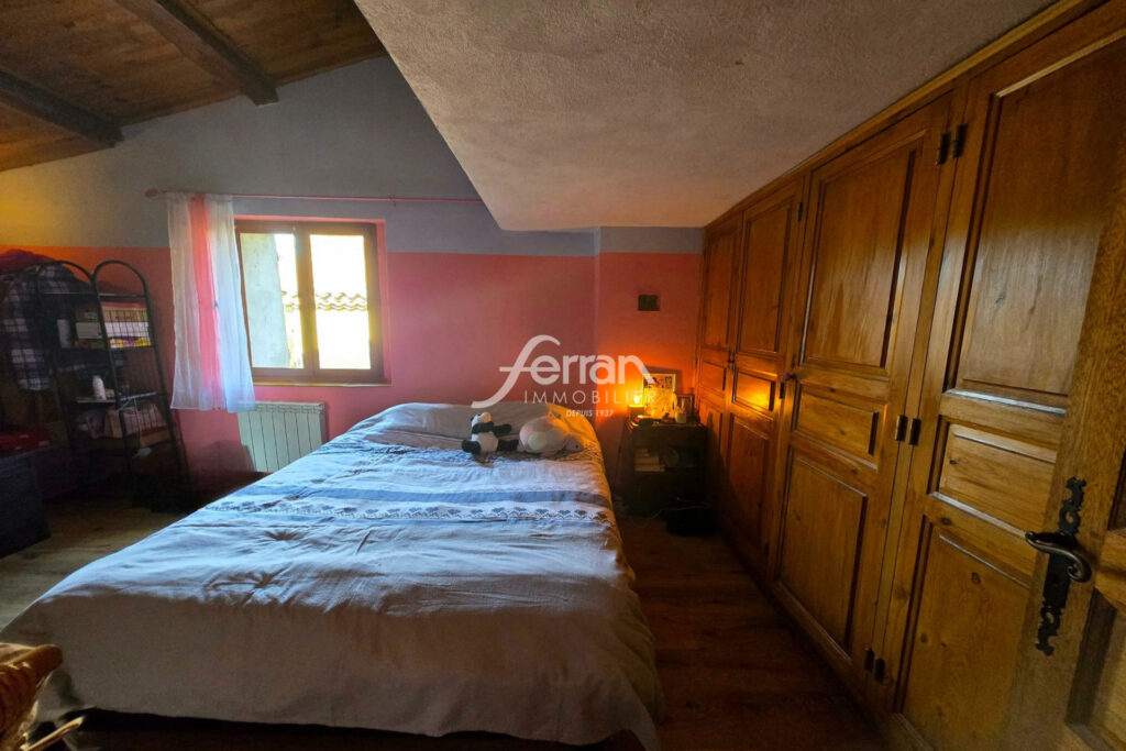 A vendre à Salernes appartement type 3/4 avec jardin – 3 pièces – 3 chambres – 90.00 m²