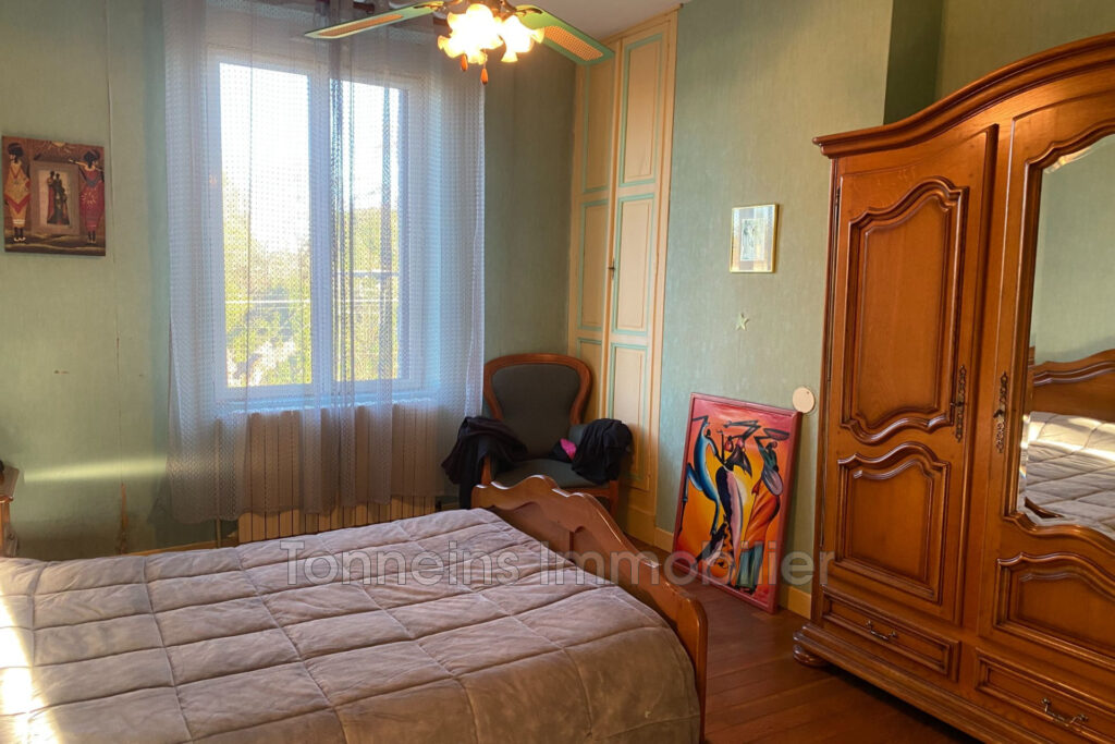 vente maison 6 Pièce(s) – 6 pièces – 5 chambres – 143.00 m²