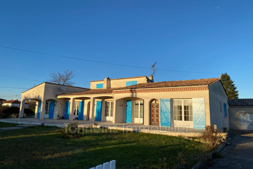 vente maison 6 Pièce(s) – 6 pièces – 4 chambres – 145.15 m²