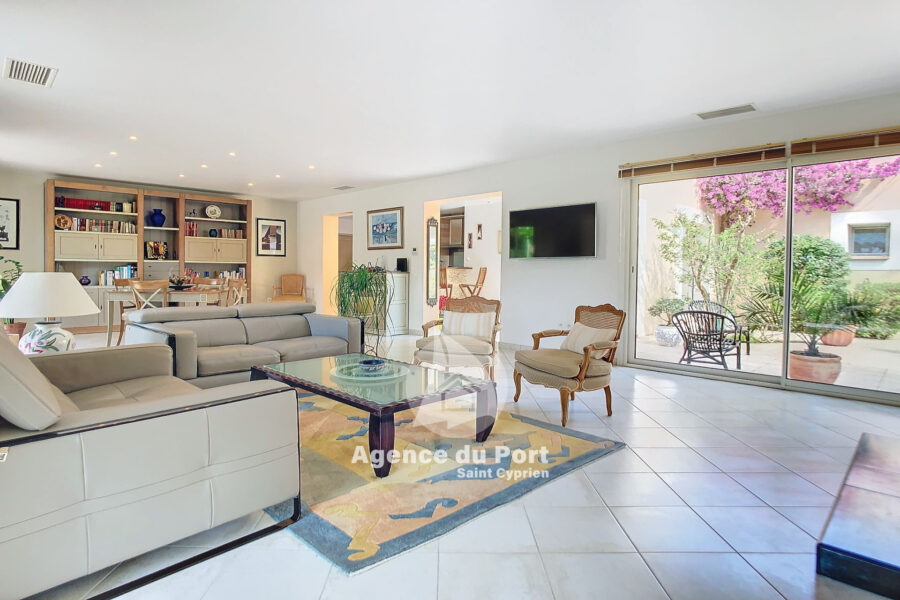 Maison à vendre à Saint-cyprien