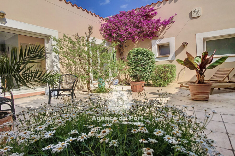 Maison à vendre à Saint-cyprien