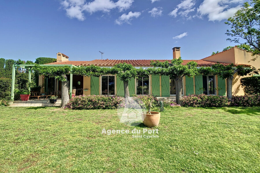 Maison à vendre à Saint-cyprien