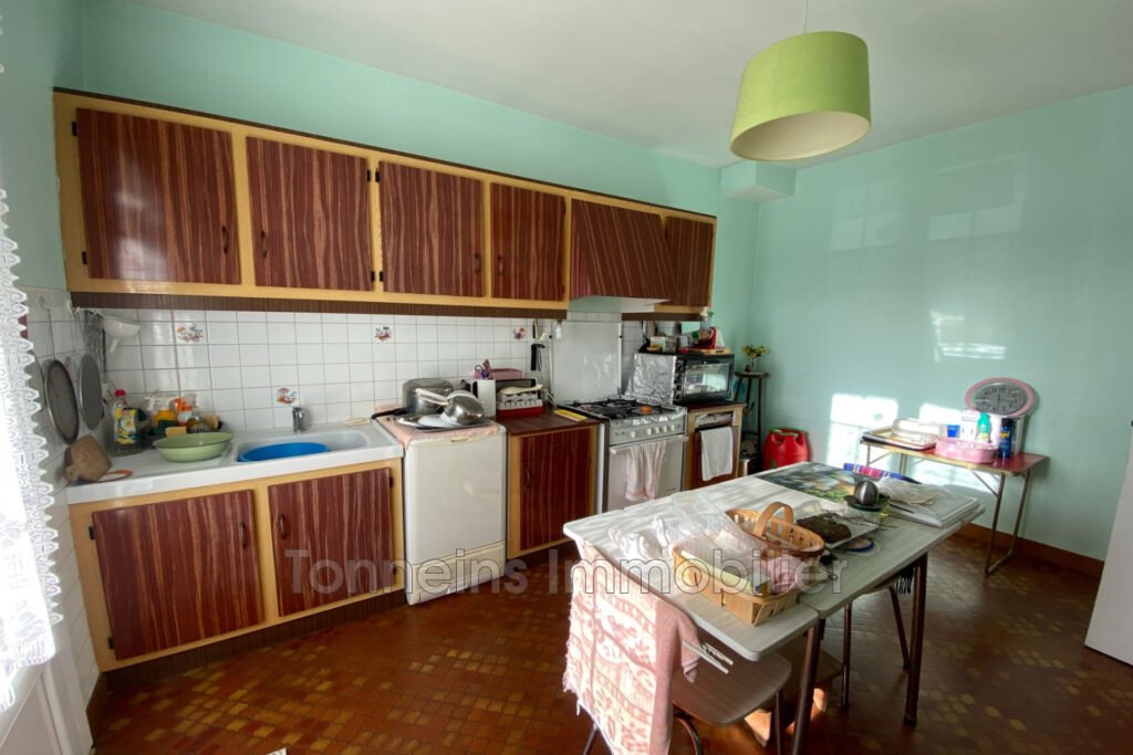 vente maison 6 Pièce(s) – 6 pièces – 4 chambres – 145.15 m²