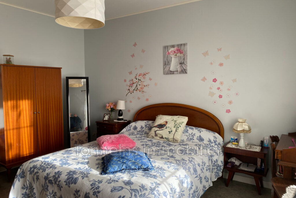 vente maison 6 Pièce(s) – 6 pièces – 4 chambres – 145.15 m²