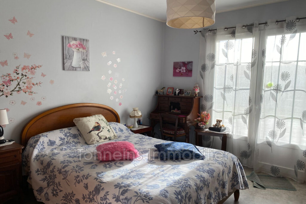 vente maison 6 Pièce(s) – 6 pièces – 4 chambres – 145.15 m²