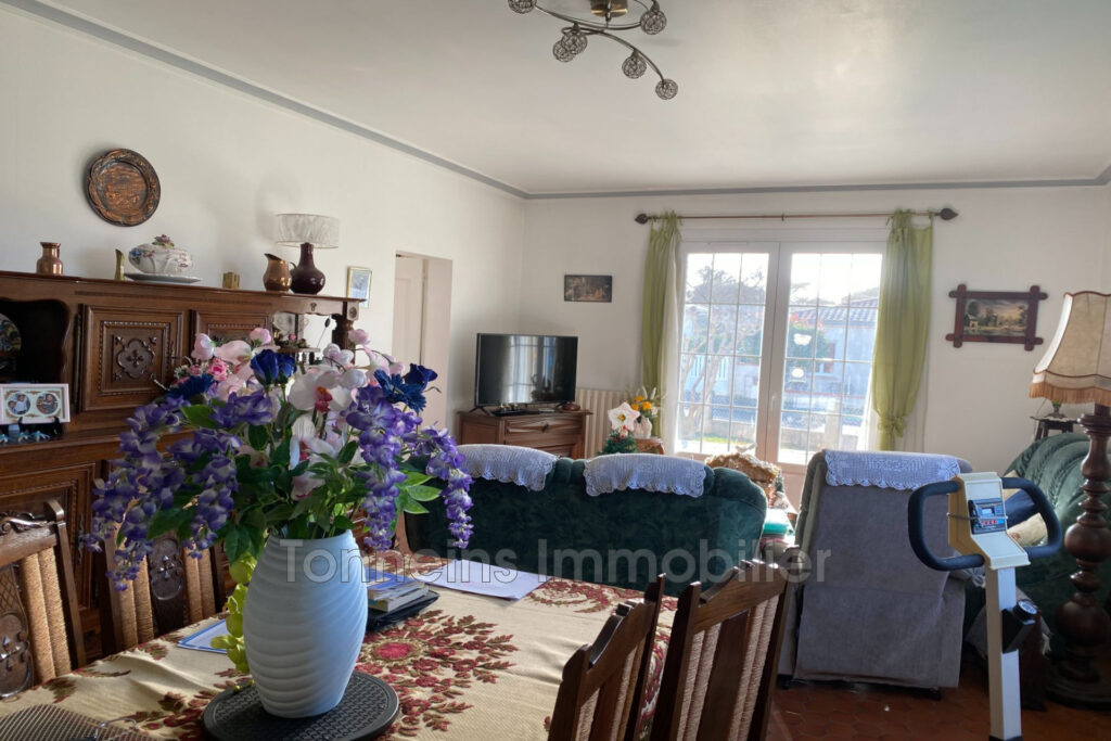 vente maison 6 Pièce(s) – 6 pièces – 4 chambres – 145.15 m²