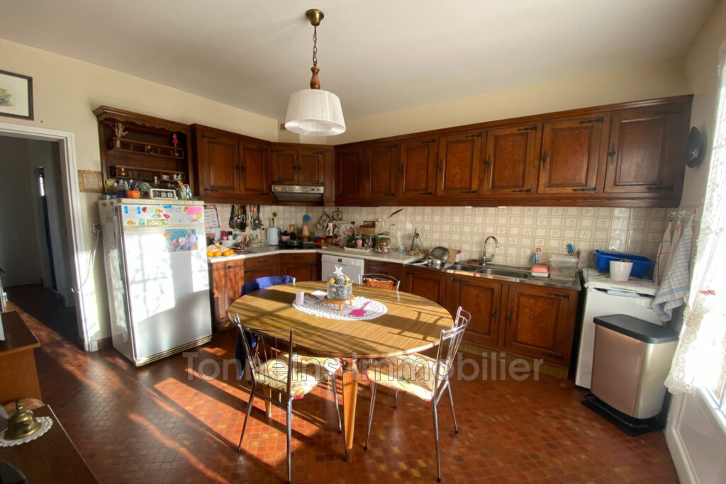 vente maison 6 Pièce(s) – 6 pièces – 4 chambres – 145.15 m²