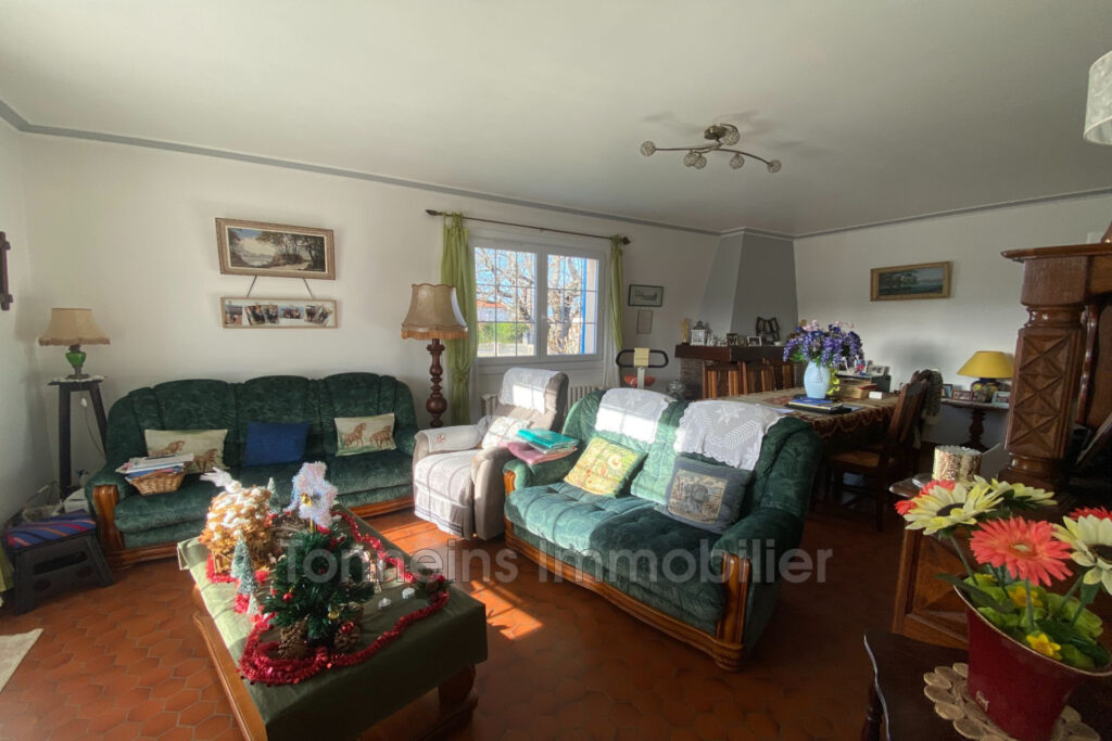 vente maison 6 Pièce(s) – 6 pièces – 4 chambres – 145.15 m²