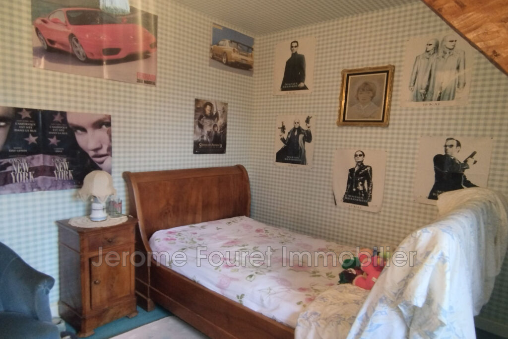vente  – NR pièces – 6 chambres