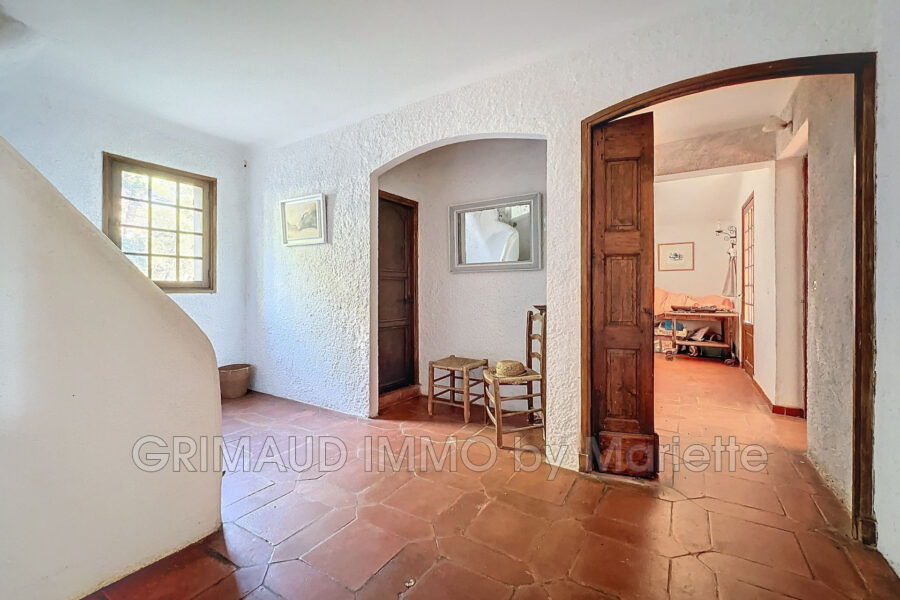 Maison à vendre à La garde-freinet