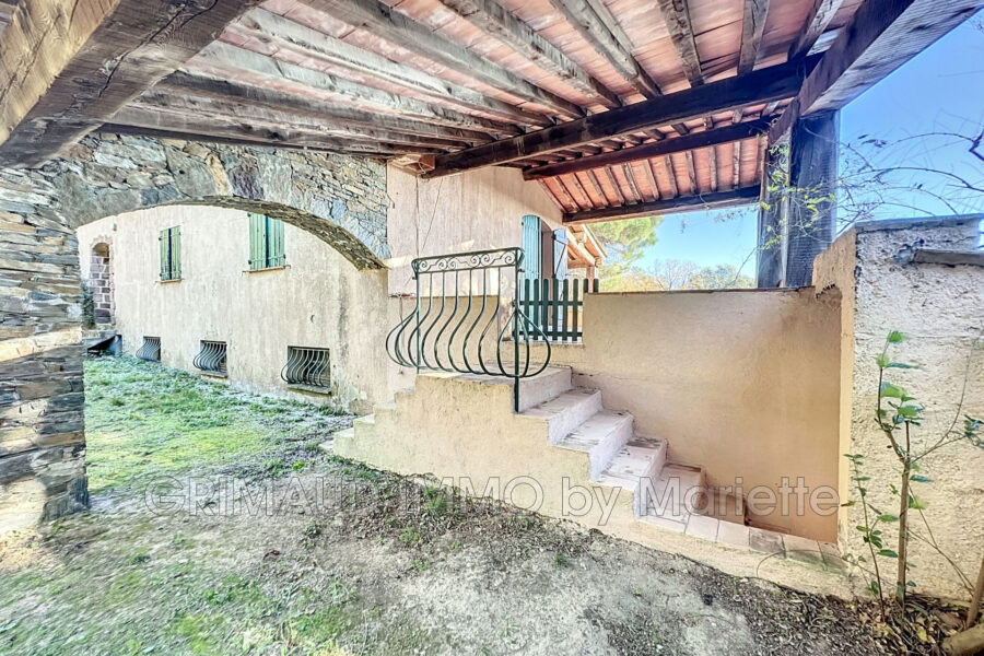 Maison à vendre à La garde-freinet