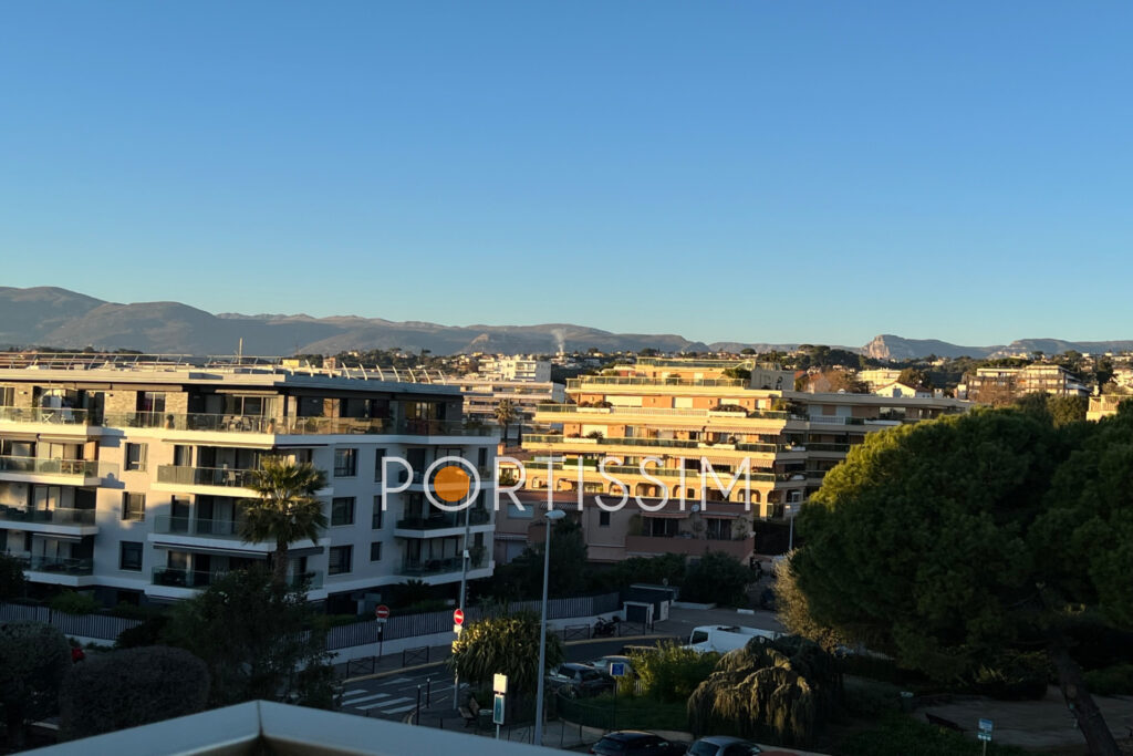 Saint-Laurent-du-Var /appartement 2/3 Pièces / vue mer /garage – 3 pièces – 2 chambres – 61.00 m²