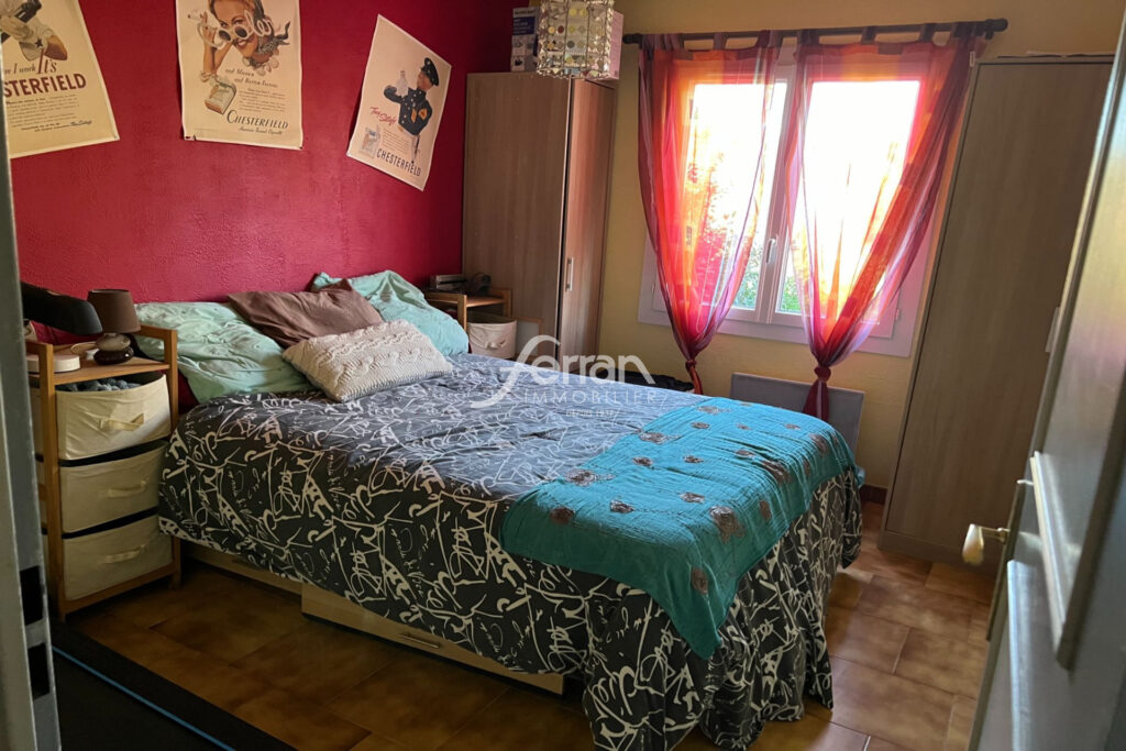 A vendre à Trans-en-Provence, villa de plain-pied + piscine +  – 5 pièces – 3 chambres – 125.00 m²