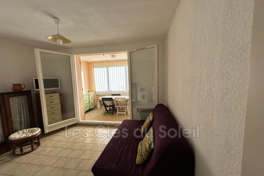 vente  1 Pièce(s) – 1 pièce – NR chambres – 4  – 16.61 m²