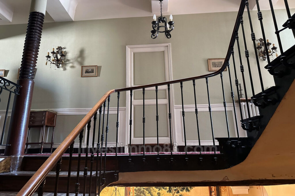 vente maison de caractère 15 Pièce(s) – 15 pièces – 9 chambres – 335.00 m²