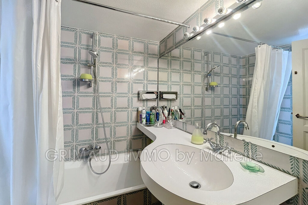 vente maison 5 Pièce(s) – 5 pièces – 3 chambres – 77.00 m²