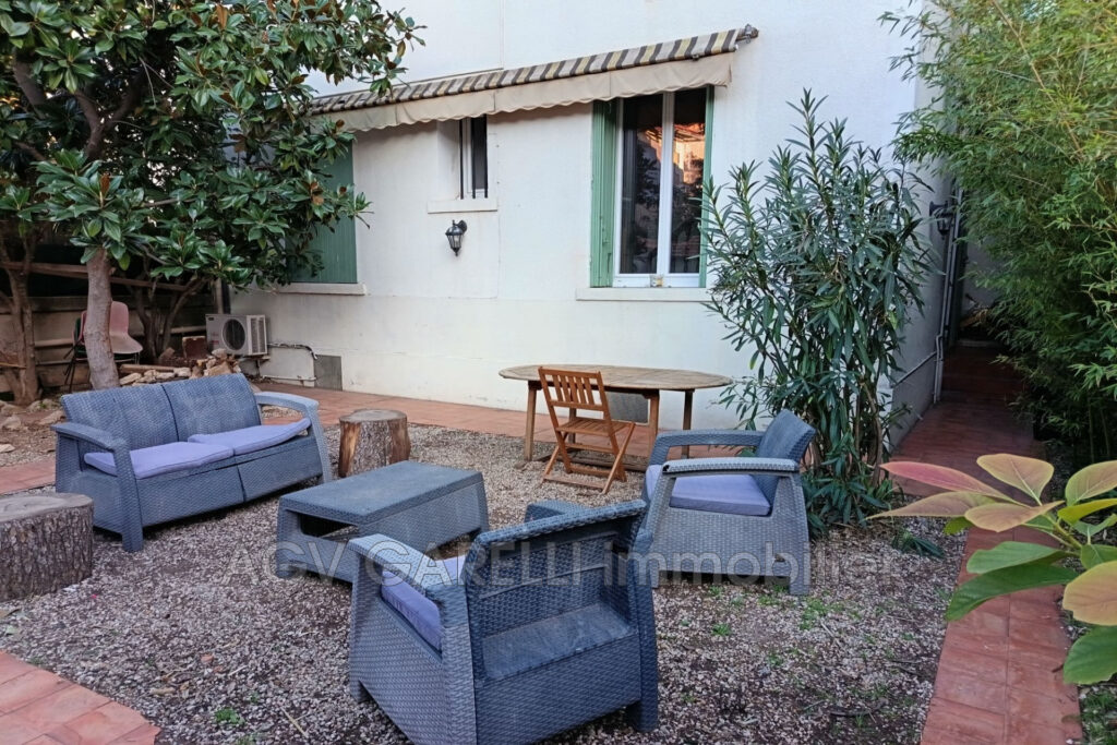 vente maison de ville 7 Pièce(s) – 7 pièces – 4 chambres – 124.71 m²