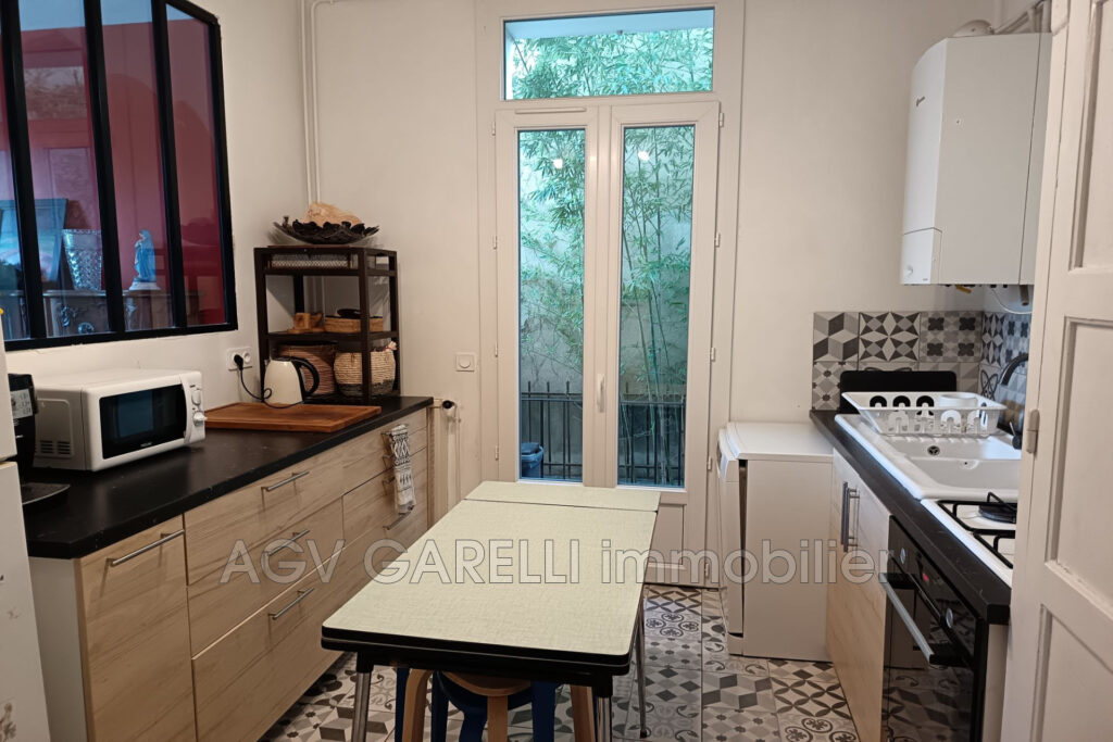 vente maison de ville 7 Pièce(s) – 7 pièces – 4 chambres – 124.71 m²