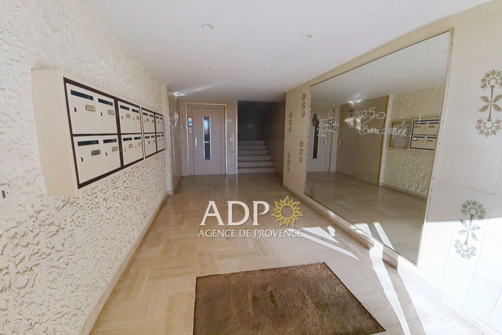 Belle Vue – Calme – potentiel – proche du Projet Martelly et d – NR pièces – 2 chambres – 88.02 m²