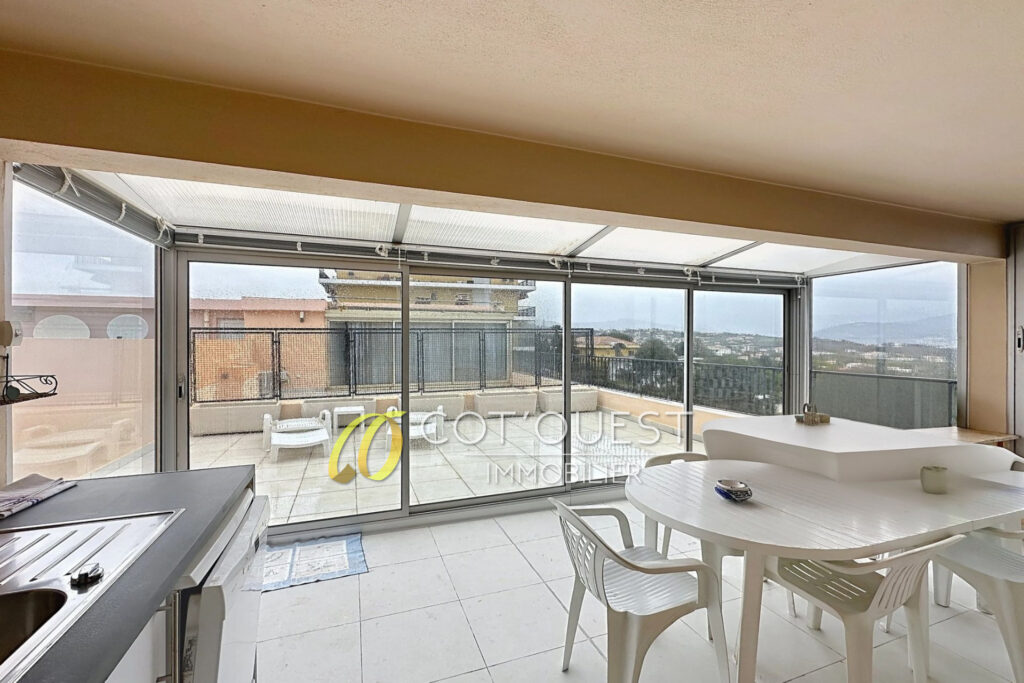 vente appartement 4 Pièce(s) – 4 pièces – 3 chambres – 99.00 m²