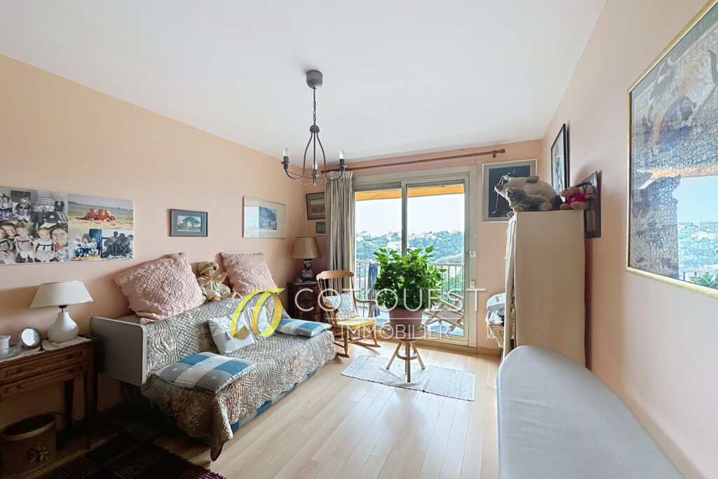 vente appartement 4 Pièce(s) – 4 pièces – 3 chambres – 99.00 m²