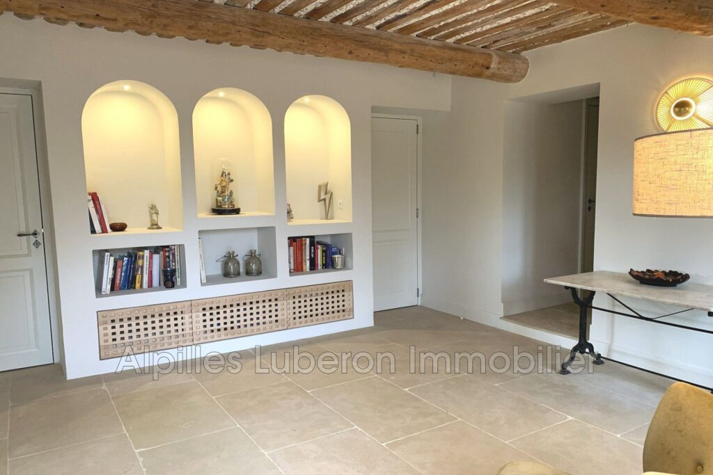location saisonnière mas 6 Pièce(s) – 6 pièces – 4 chambres – 230.00 m²