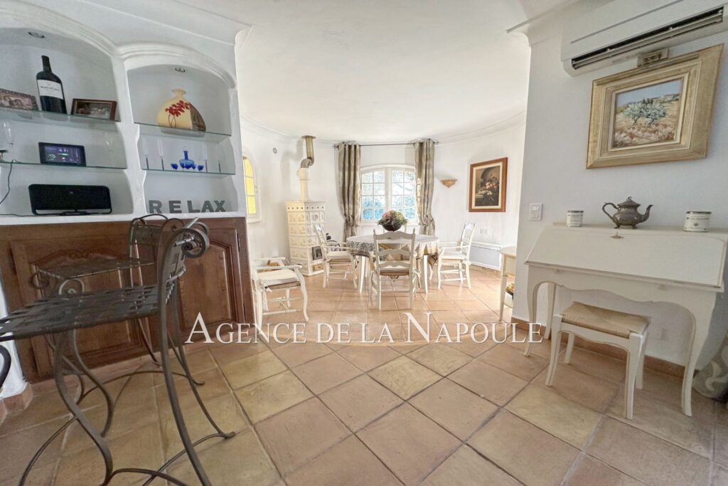 vente mas 6 Pièce(s) – 6 pièces – 4 chambres – 130.45 m²