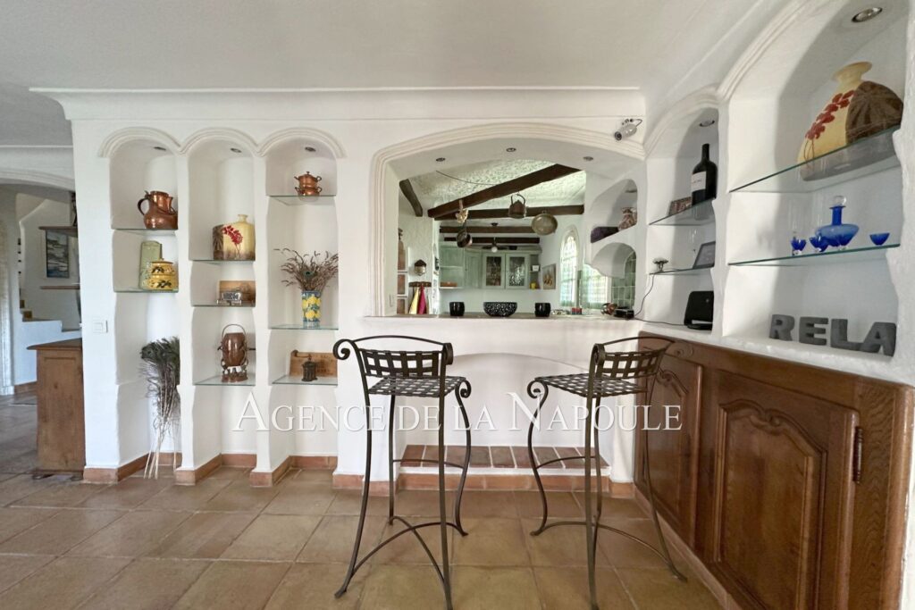 vente mas 6 Pièce(s) – 6 pièces – 4 chambres – 130.45 m²