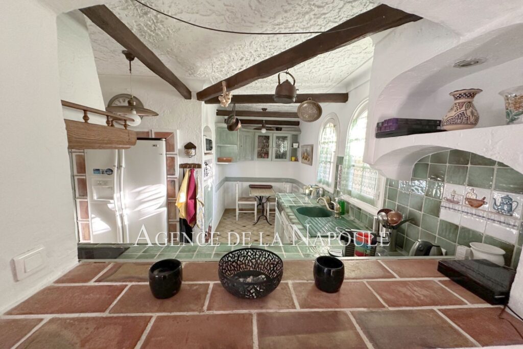 vente mas 6 Pièce(s) – 6 pièces – 4 chambres – 130.45 m²