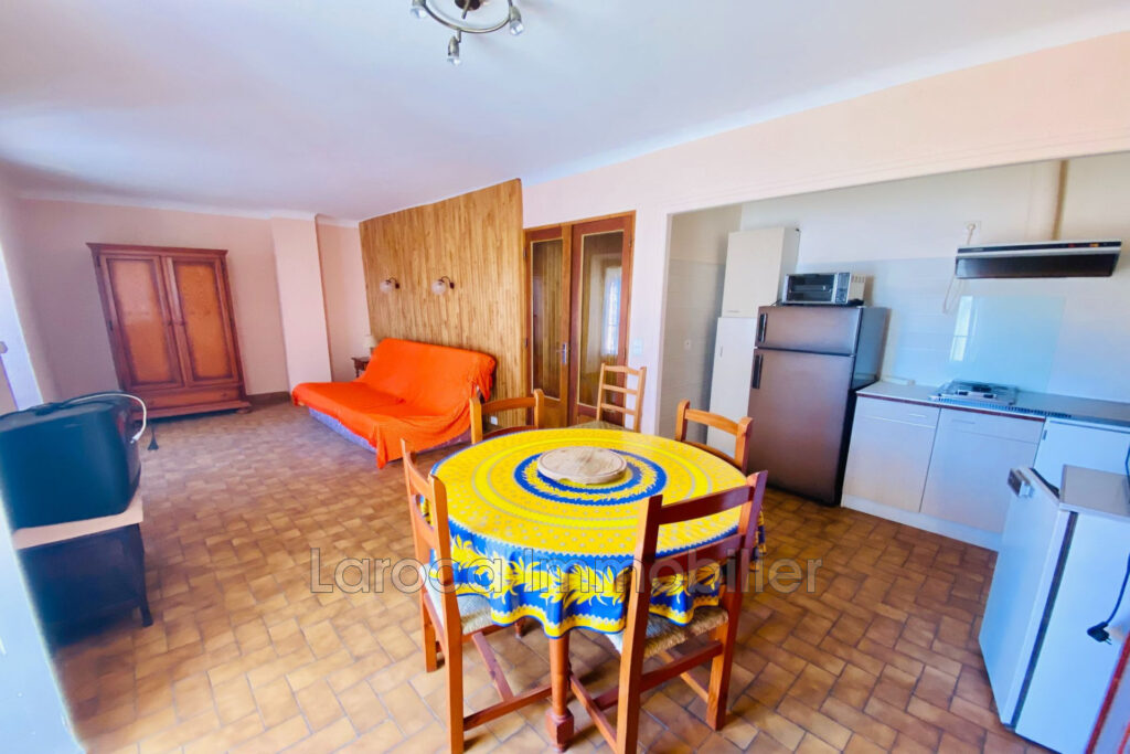 vente maison de village – NR pièces – 3 chambres – 103.00 m²