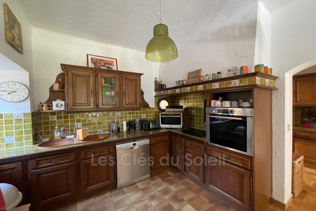 vente villa 5 Pièce(s) – 5 pièces – 4 chambres – 166.00 m²