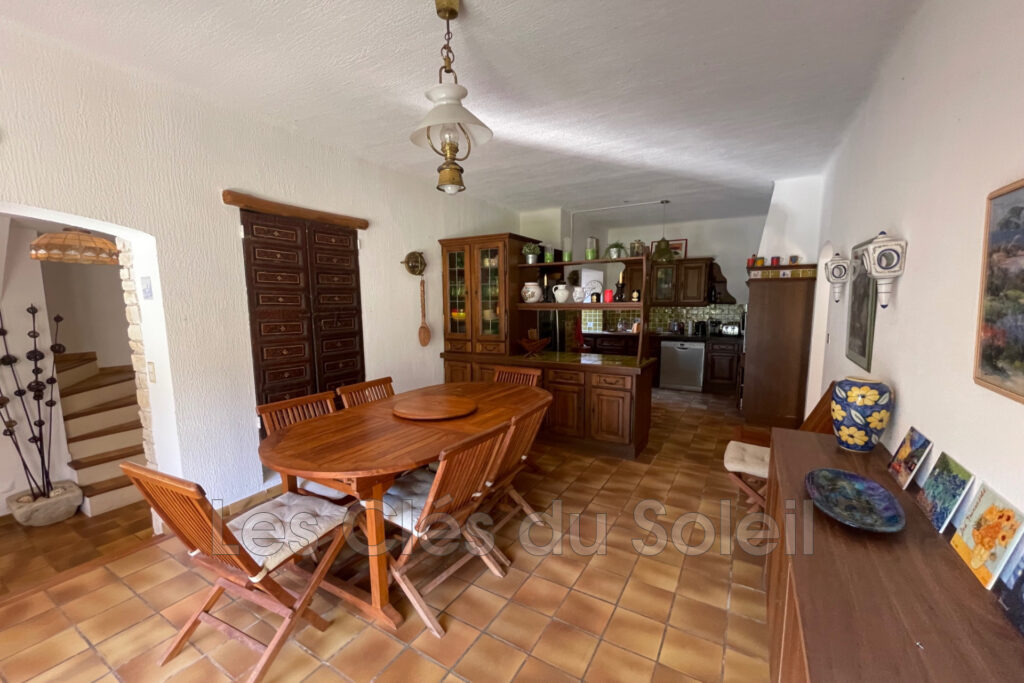 vente villa 5 Pièce(s) – 5 pièces – 4 chambres – 166.00 m²