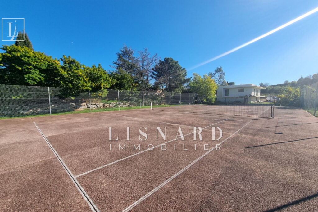 vente villa 5 Pièce(s) – 5 pièces – 4 chambres – 115.00 m²