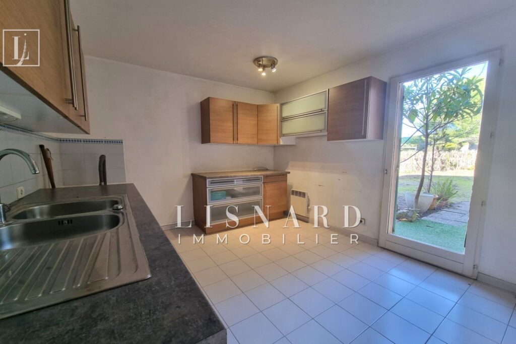 vente villa 5 Pièce(s) – 5 pièces – 4 chambres – 115.00 m²