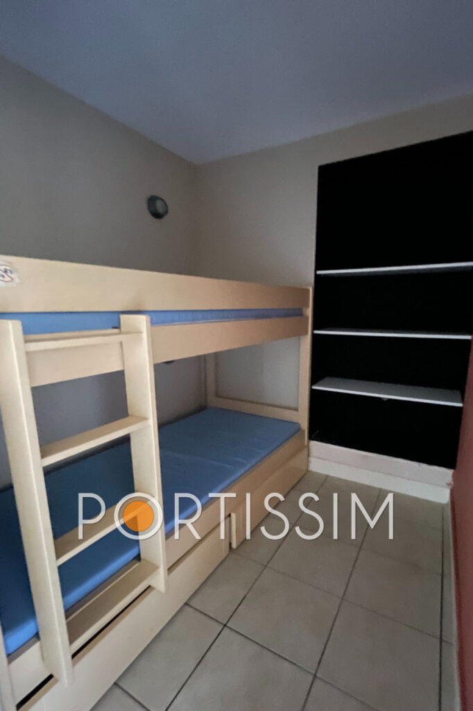 Saint Laurent du Var – Proche mer, aéroport et accès routiers – 2 pièces – 1 chambre – 47.58 m²