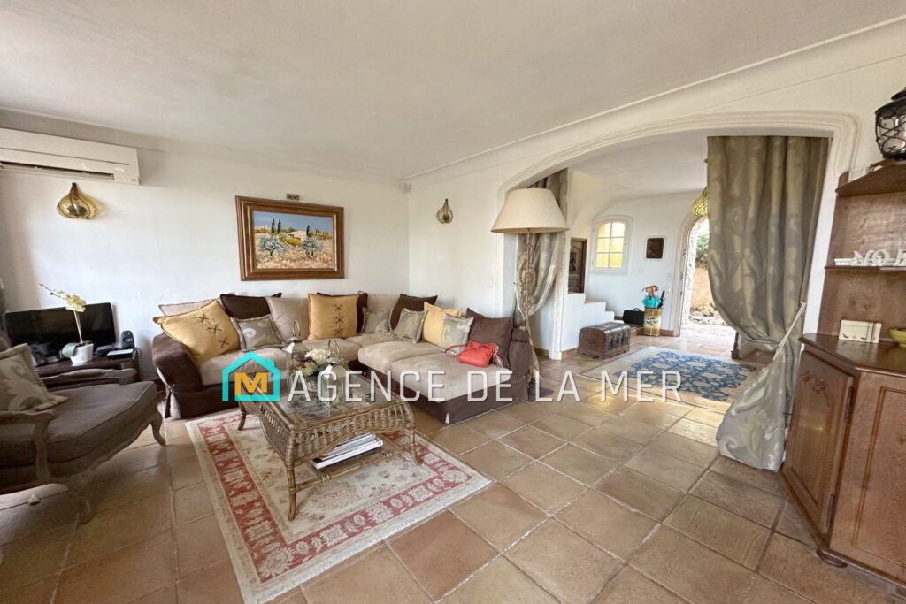 vente mas 6 Pièce(s) – 6 pièces – 4 chambres – 130.45 m²
