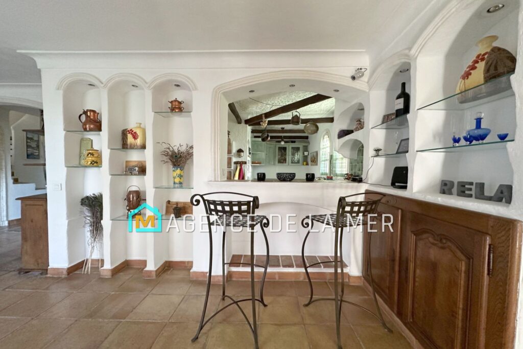 vente mas 6 Pièce(s) – 6 pièces – 4 chambres – 130.45 m²