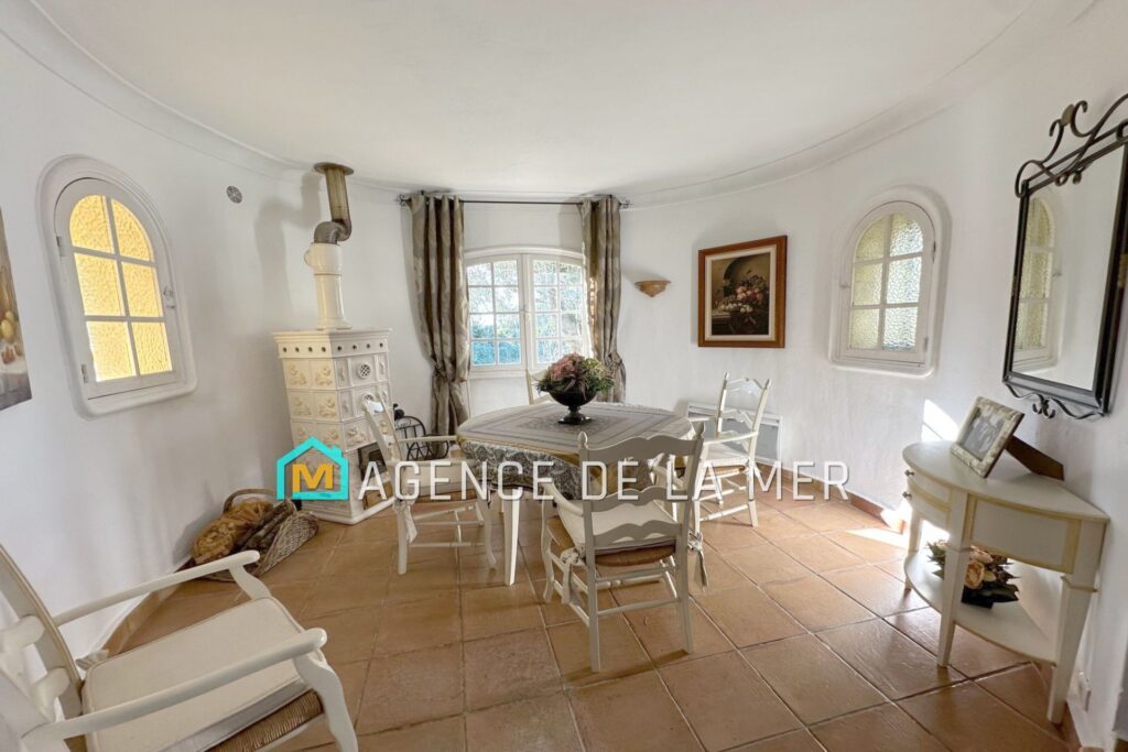 vente mas 6 Pièce(s) – 6 pièces – 4 chambres – 130.45 m²