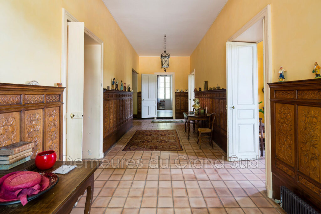 vente maison de maître 16 Pièce(s) – 16 pièces – 5 chambres – 350.00 m²