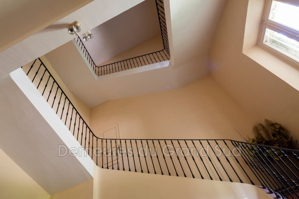 vente maison de maître 16 Pièce(s) – 16 pièces – 5 chambres – 350.00 m²