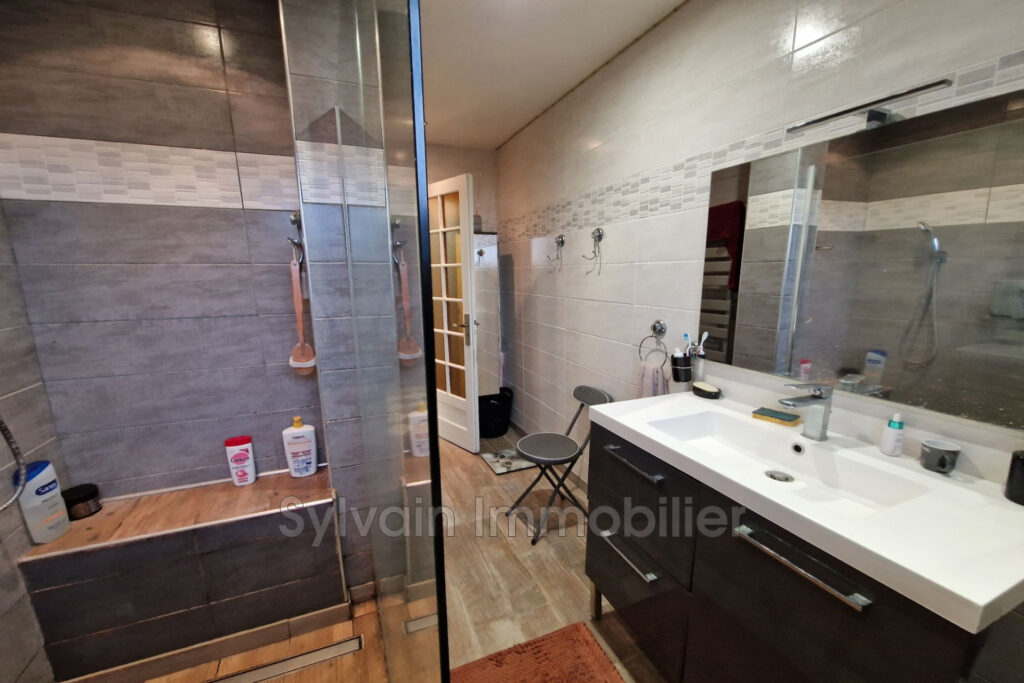 vente maison 5 Pièce(s) – 5 pièces – 3 chambres – 125.00 m²